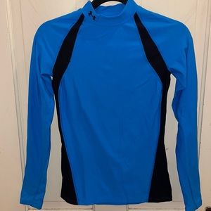 Cold gear woman’s under armour long sleeve